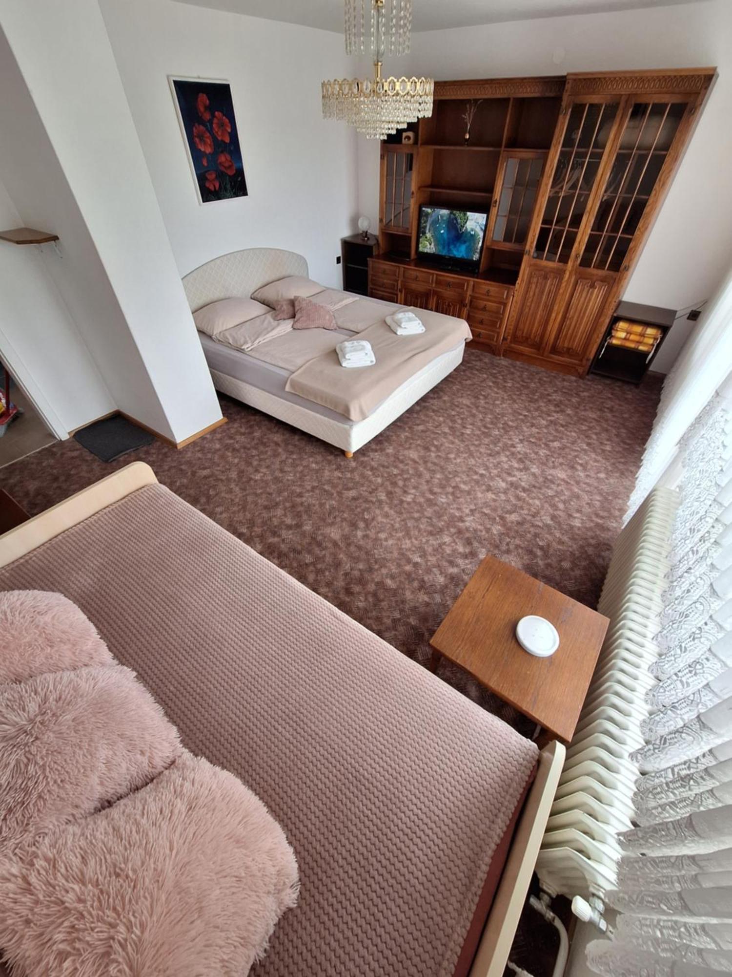 Apartmaji Mojca Krize ภายนอก รูปภาพ