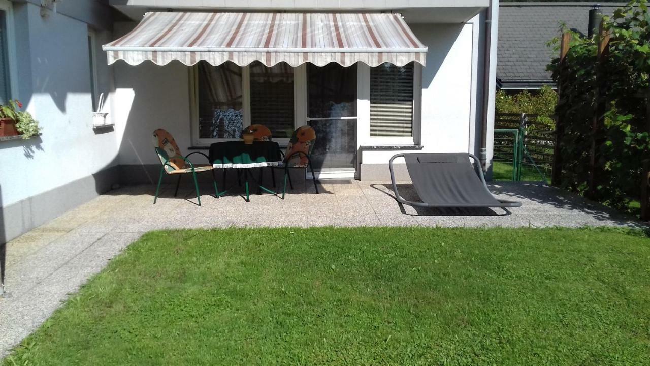 Apartmaji Mojca Krize ภายนอก รูปภาพ